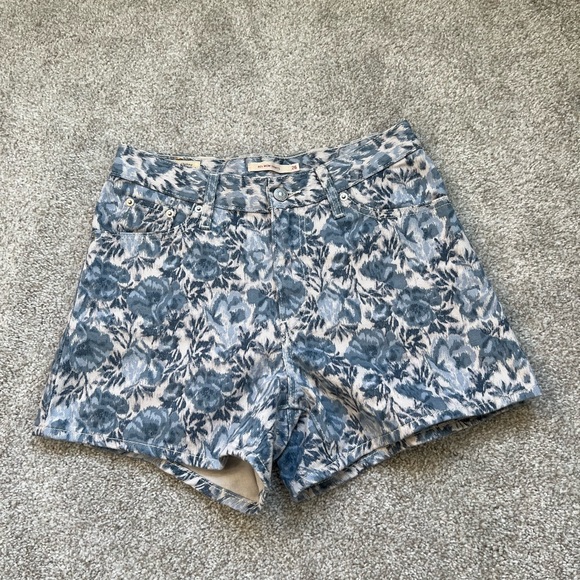 Levi's 80s Mom Shorts - 26 - Ophelia Floral - Picture 4 of 6